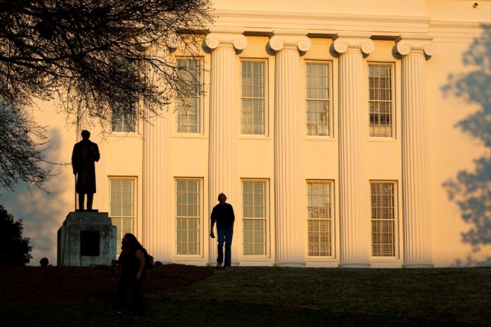 The setting sun colors the Alabama State Capitol in Montgomery, Ala., Thursday, March 18, 2010.